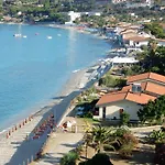 Le Casette Sul Mare Capo Vaticano