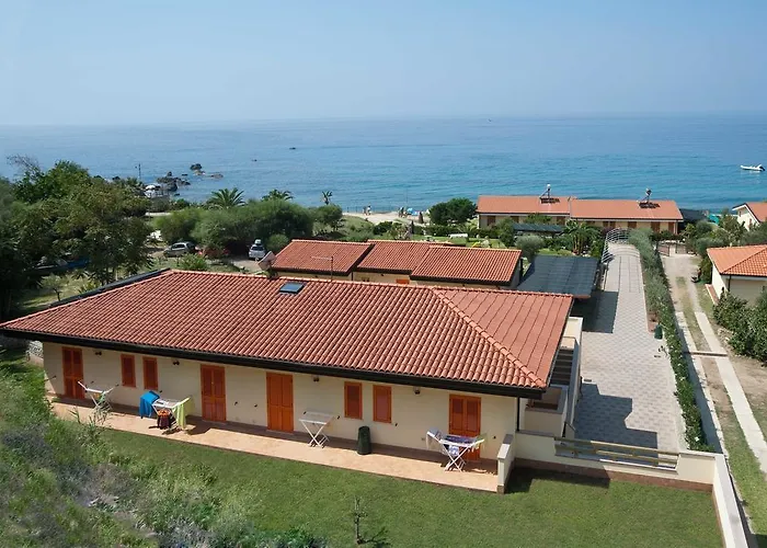 Le Casette Sul Mare بيت للعطل *