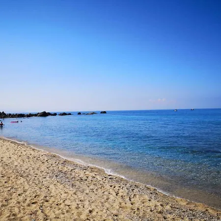 Le Casette Sul Mare Capo Vaticano
